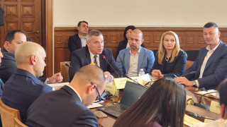 Работим за учредяването на мрежа Магазин за хората ЕАД Това