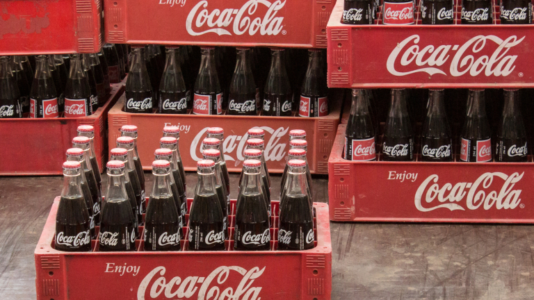 Германското подразделение на Coca-Cola планира да затвори фабриката си във