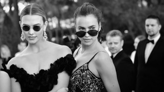 Когато Ирина Шейк и Карли Клос излязат на разходка