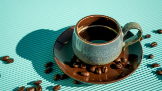 Ирландците пият кафето си с уиски но те далеч не