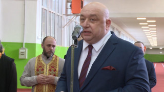 Министърът на младежда и спорта Красен Кралев и кметът на
