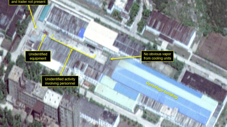 Урановият завод в севернокорейския ядрен комплекс Йонгбион продължава да работи.