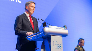 Австралия иска военни преговори с Китай и се чувства готова