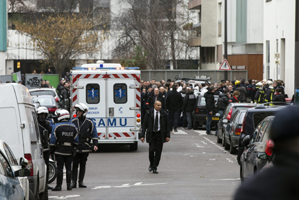 Вълци единаци извършили атаката в Париж, смятат експерти по сигурността 