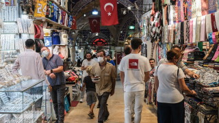 Броят на смъртните случаи свързани с COVID 19 в Турция нарасна