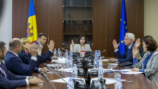 НАТО и ЕС призоваха към сдържаност и диалог в Молдова