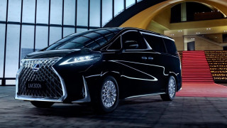Японската компания за премиум автомобили Lexus представи модела LM който