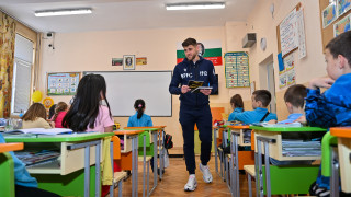 Ботев Пловдив стартира кампания От класната стая на Колежа От