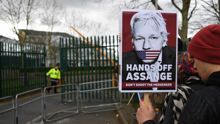 Великобритания разреши екстрадицията на Джулиан Асандж в САЩ