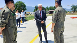 Военновъздушните сили са в пълна готовност да се включат в