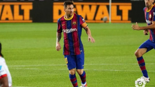 Шефовете на Барселона са изгубили надежда че могат да убедят