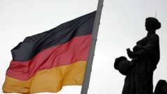 Германски политик подаде оставка заради свастика в бюлетина