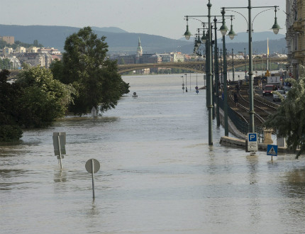 Будапеща успя да избегне катастрофа от наводненията