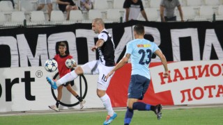 Отборите на Дунав Русе и Локомотив Пловдив се изправят един