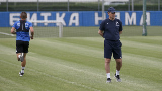 Треньорът на Левски Петър Хубчев е увеличил натоварванията на футболистите