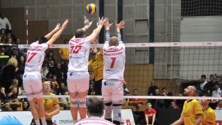 Днес ще се изиграят пет осминафинални срещи за волейболната Купа на