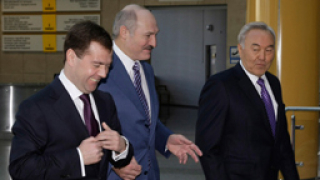 Медведев се срещна с Лукашенко