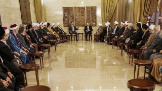 Сирийският президент Башар Асад е домакин на конференцията Единство на