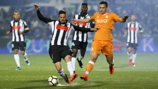 Бранителят на Порто Диого Далот ще премине медицински прегледи в