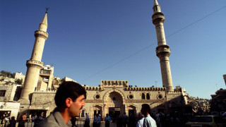 Стотици йордански ислямисти протестират в столицата срещу мирния план на Вашингтон