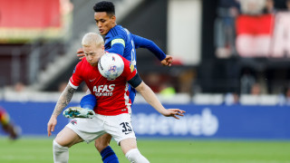 Хулио Веласкес очаквано бе направил промени по състава за реванша