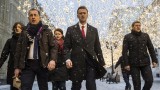 Навални закопчан на излизане от кабинета на зъболекаря си