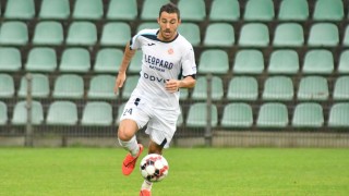 Доскорошният национал Едисон Йорданов 5 мача за лъвовете познава много