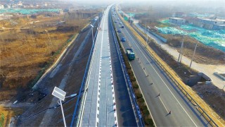 Първата в света соларната магистрала бе открита в Китай Тестовият