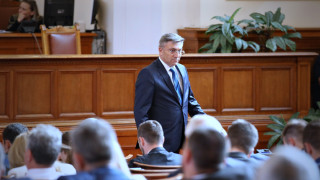 Лидерът на ДПС Мустафа Карадайъ иска връщане на нормалността Той