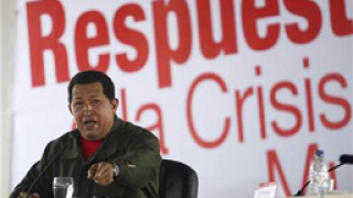 Чавес все по-близо до доживотен мандат