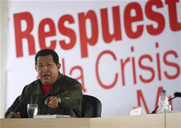 Чавес все по-близо до доживотен мандат