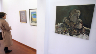 Във връзка с работите обект на измама в изложбата Модернизъм