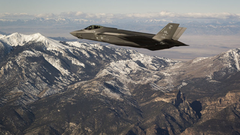 Унищожителна критика в САЩ за бойния дебют на новия изтребител F-35B