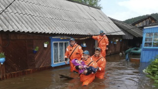 Жертвите на наводненията в Иркутска област в Русия станаха 20