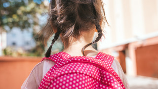 Еднократна помощ за 43 800 първокласници през новата учебна година