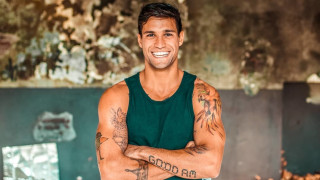 Сами е един от най атрактивните участници във Фермата който привлече