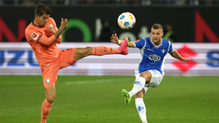 Националът на България Фабиан Нюрнбергер се появи на терена през