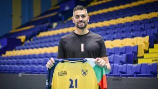 Шампионът на България по волейбол Хебър представи най новото си попълнение