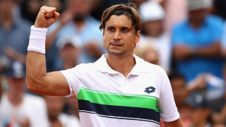 Давид Ферер продължава напред на "Уимбълдън" след само 18 минути на корта