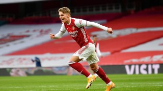 Арсенал победи Тотнъм с 3 1 в 6 ия мач от шампионата