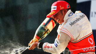 Люис Хамилтън спечели Гран при на Австралия