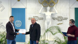 НСА връчи на Тервел Пулев сертификат за доброволчество