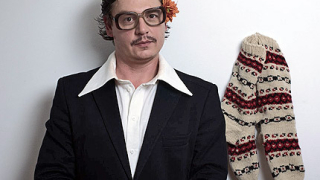 Дали Мерилин Монро беше с мустаци, пита Камен Донев