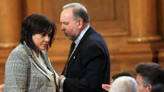 Като опозиция използваме правото си и утре внасяме вот на