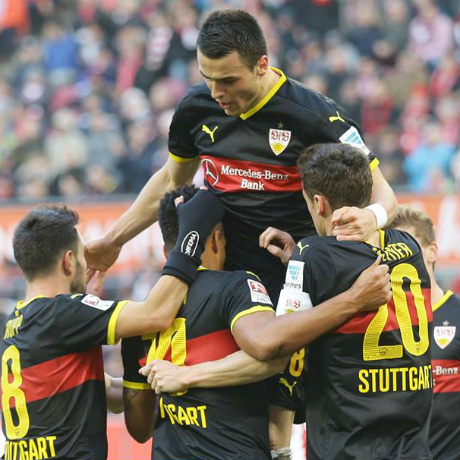 Волфсбург разваля новото магическо трио на Щутгарт