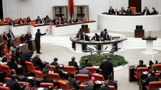 Турският парламент гласува за повече правомощия на Ердоган 