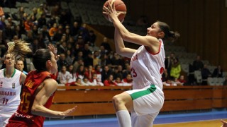Българският национален отбор по баскетбол при дамите допусна втора 50 точкова