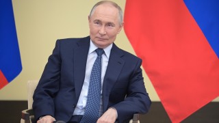 Руският президент Владимир Путин се опитва да оптимизира руската преговорна