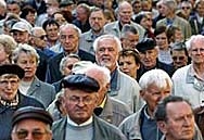 500 пенсионери протестират в Стара Загора, във Враца ги санкционират 
