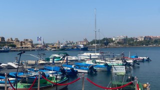 Пристанището на Несебър се разпада след последната морска буря и